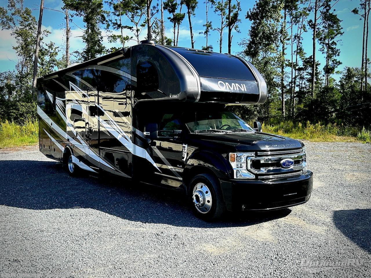 Used 2022 Thor  Omni RS36 available in Tallahassee, Florida