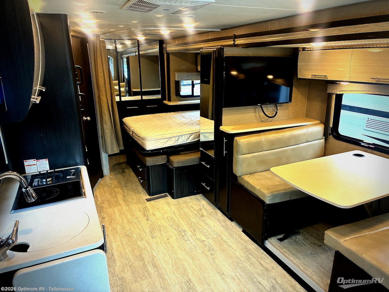 Used 2019 Thor  Vegas 25.6 available in Tallahassee, Florida