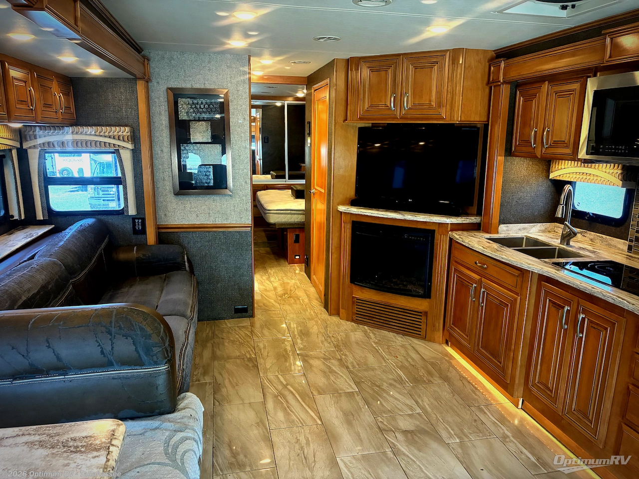 Used 2017 Thor  Aria 3601 available in Tallahassee, Florida