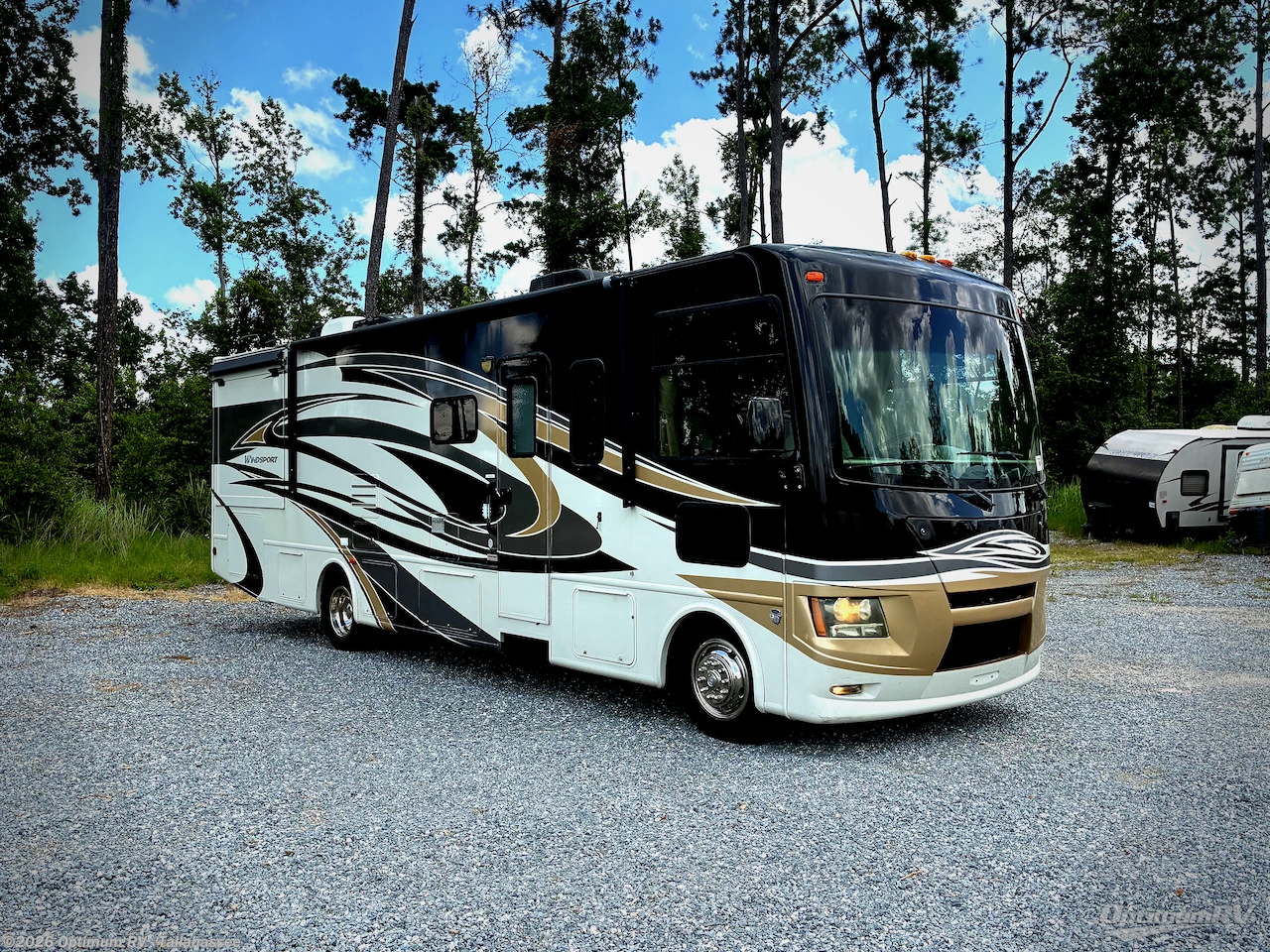Used 2013 Thor  Windsport 32A available in Tallahassee, Florida