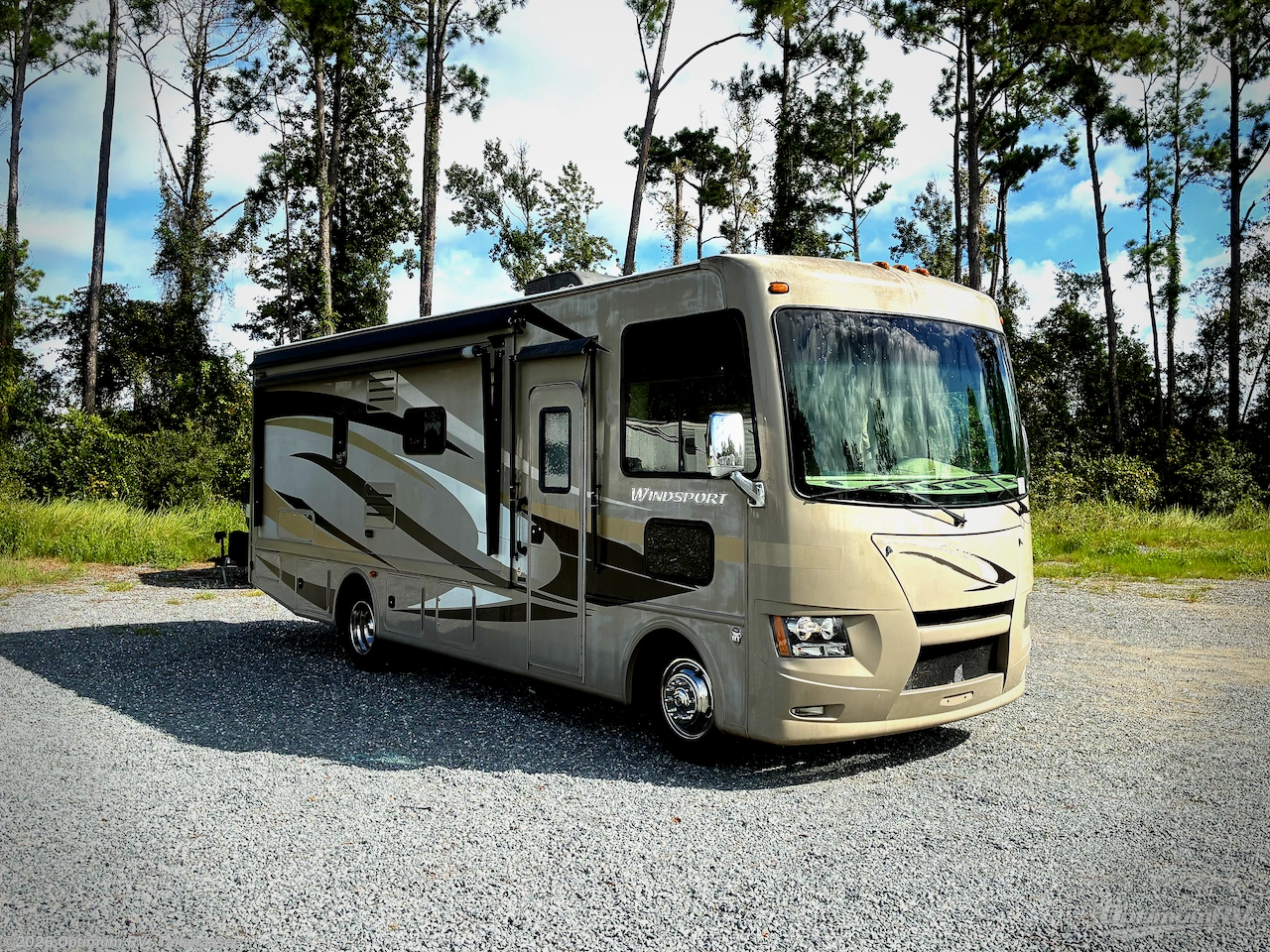 Used 2014 Thor  Windsport 27K available in Tallahassee, Florida