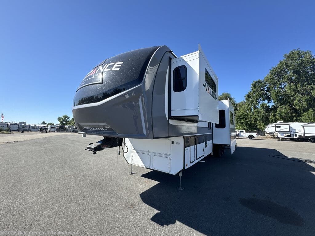 New 2025 Alliance RV Valor 40V13 available in Anderson, California
