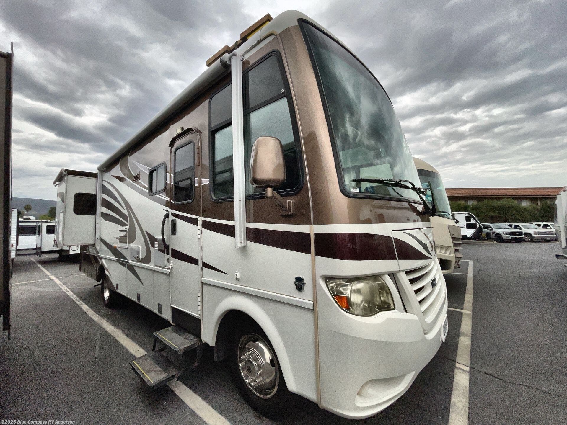 Used 2014 Newmar Bay Star Sport 2903 available in Anderson, California