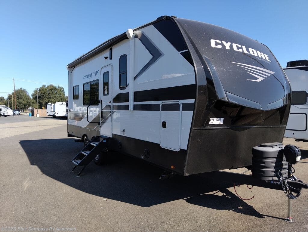 New 2027 Heartland Cyclone 2214 available in Anderson, California