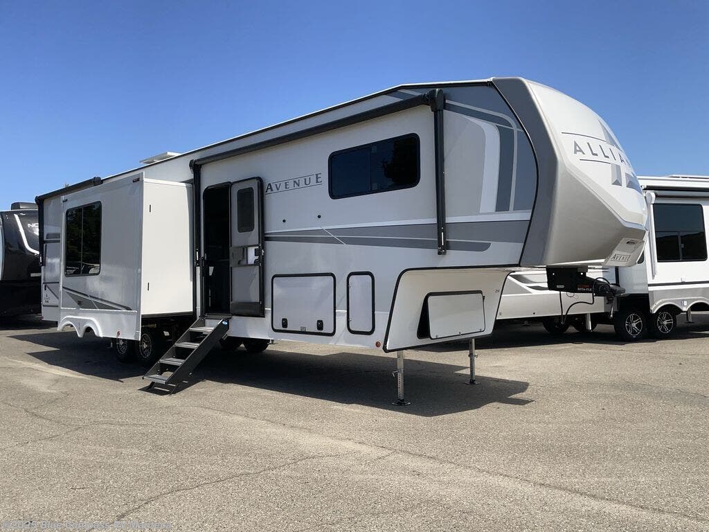 New 2025 Alliance RV Avenue 38DBL available in Manteca, California