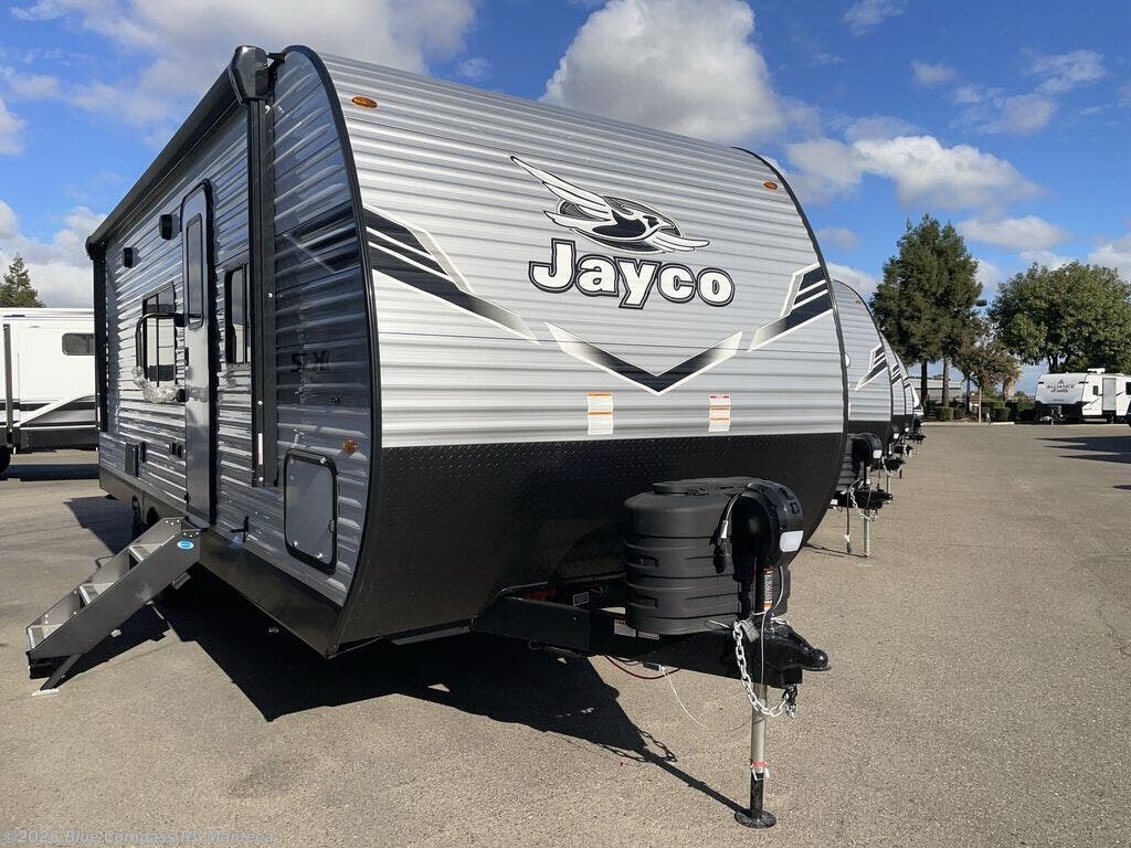 New 2026 Jayco Jay Flight SLX 225MLSW available in Manteca, California