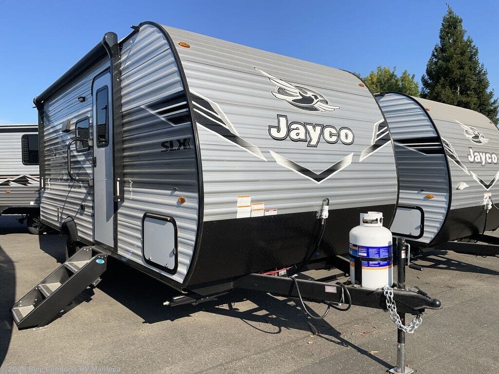 New 2025 Jayco Jay Flight SLX 175BH available in Manteca, California
