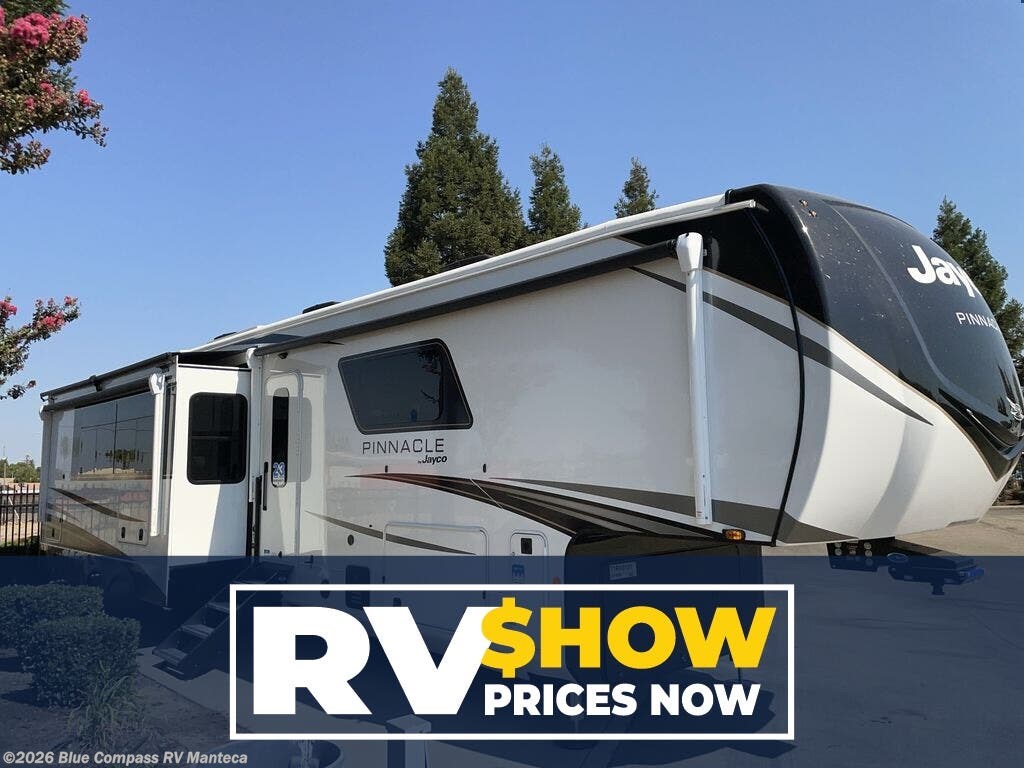 New 2026 Jayco Pinnacle 38FBRK available in Manteca, California