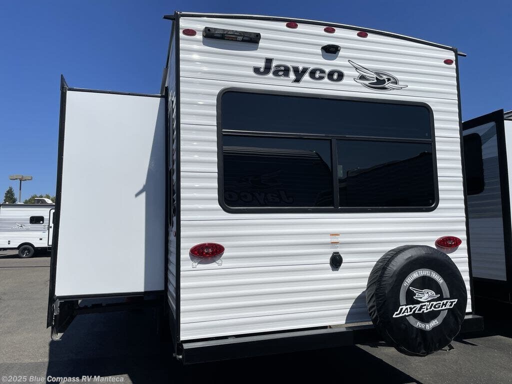 New 2026 Jayco Jay Flight SLX 262RLSW available in Manteca, California