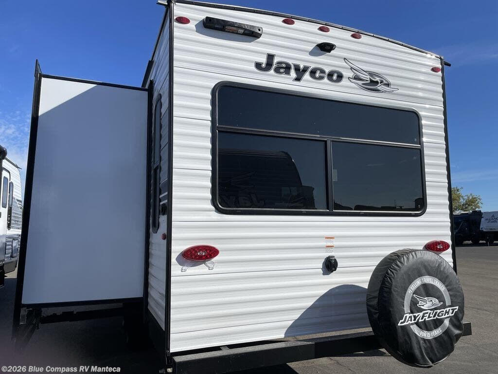 New 2026 Jayco Jay Flight SLX 262RLSW available in Manteca, California