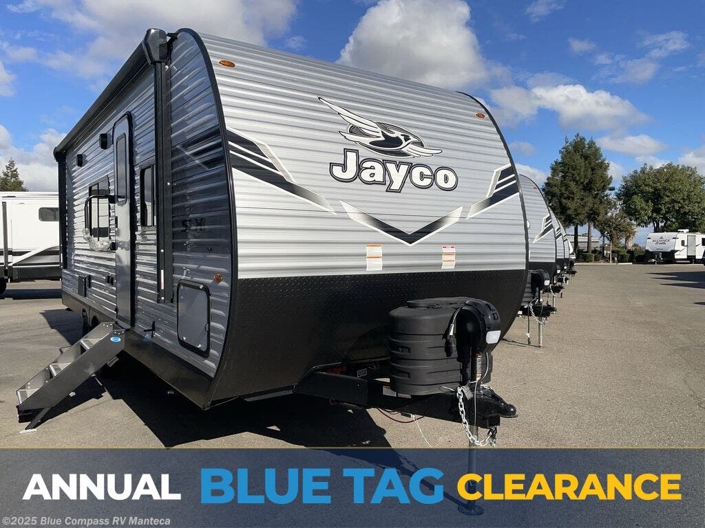 New 2026 Jayco Jay Flight SLX 225MLSW available in Manteca, California
