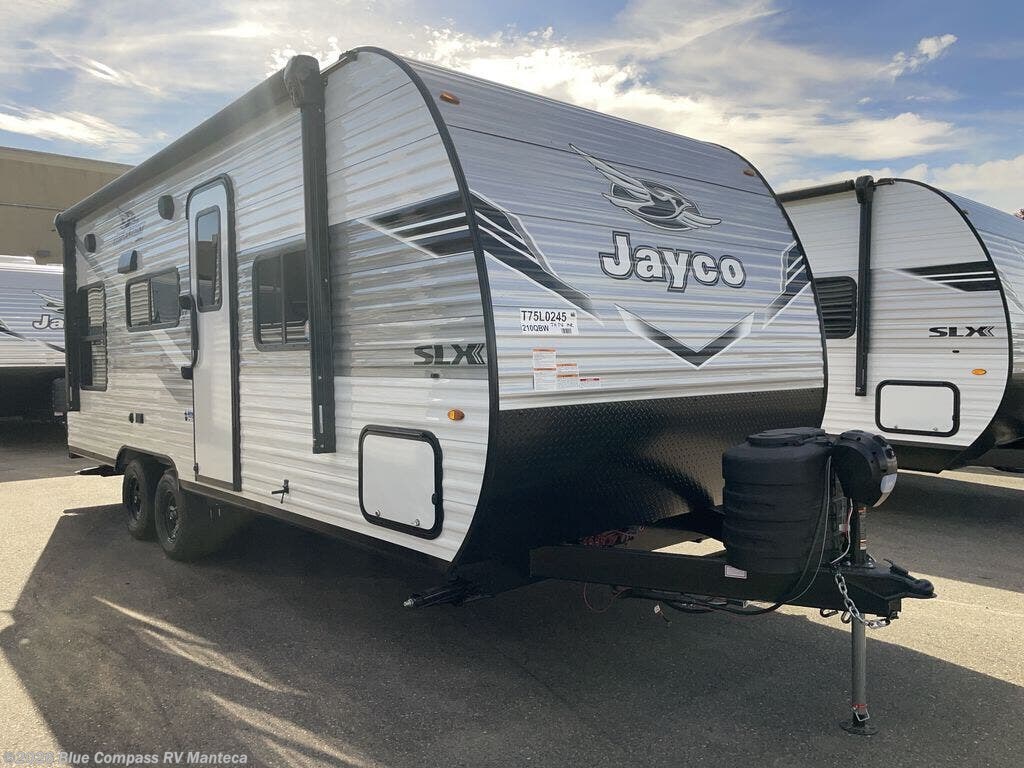 New 2026 Jayco Jay Flight SLX 210QBW available in Manteca, California