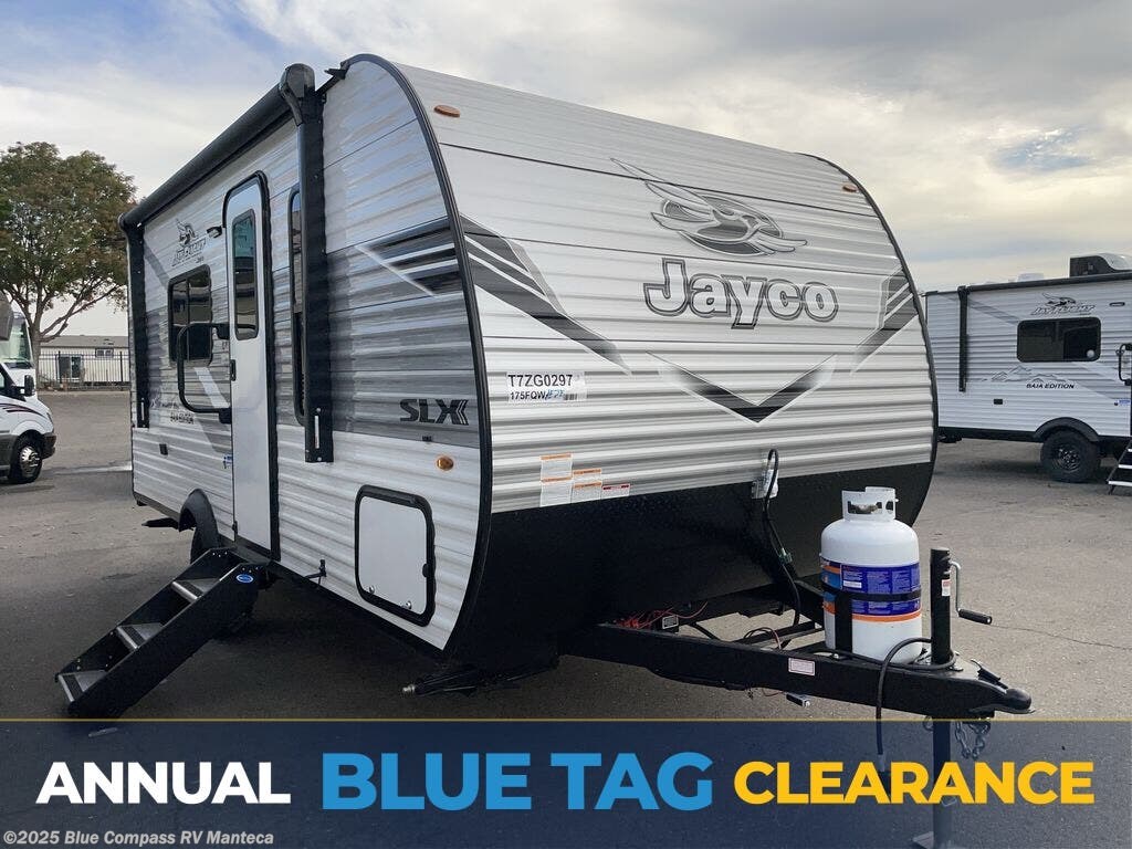 New 2026 Jayco Jay Flight SLX 175FQW available in Manteca, California