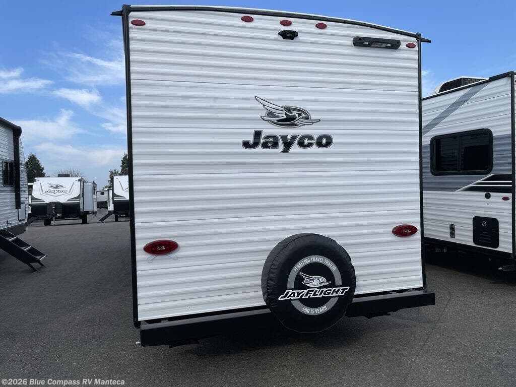 New 2026 Jayco Jay Flight SLX 260BHW available in Manteca, California