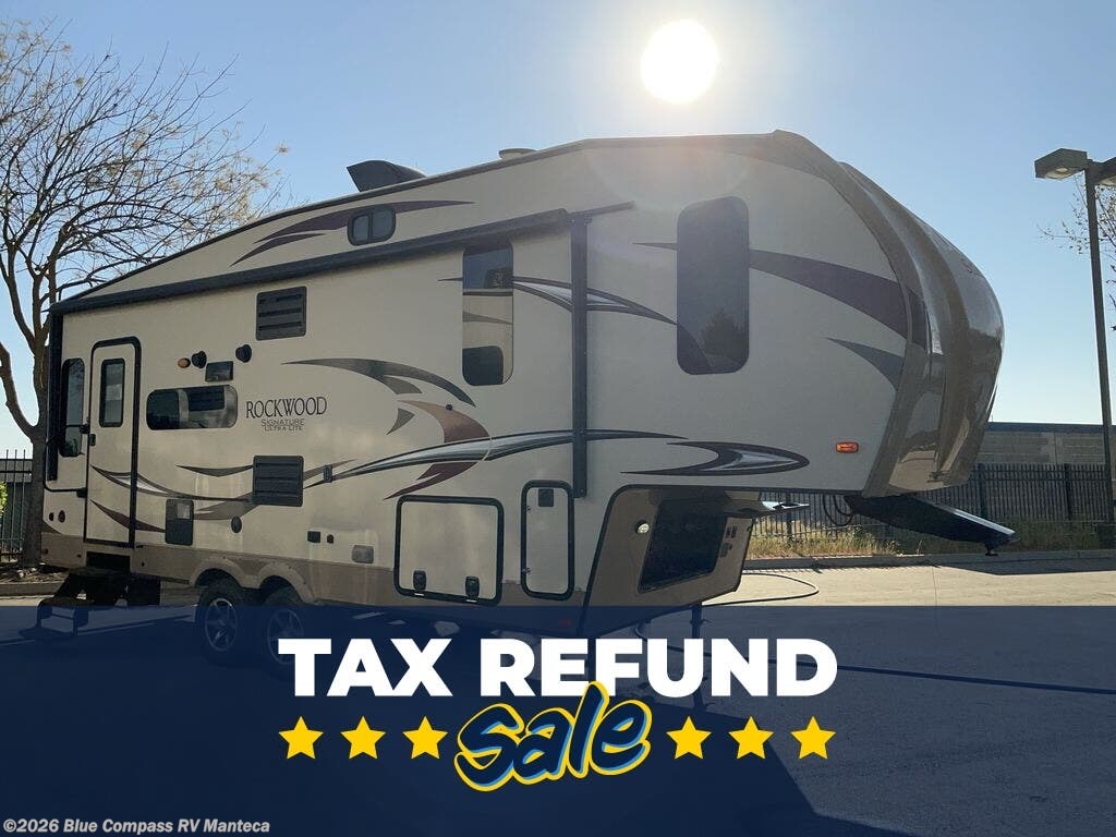 Used 2017 Forest River Rockwood Signature Ultra Lite 8244BS available in Manteca, California