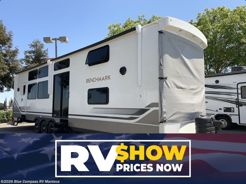 New 2026 Alliance RV Benchmark 44LFT available in Manteca, California