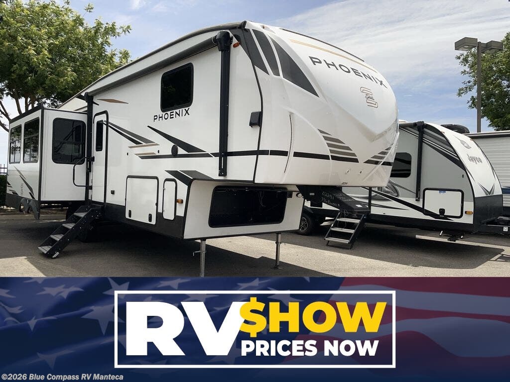 Used 2025 Shasta Phoenix 336RL available in Manteca, California