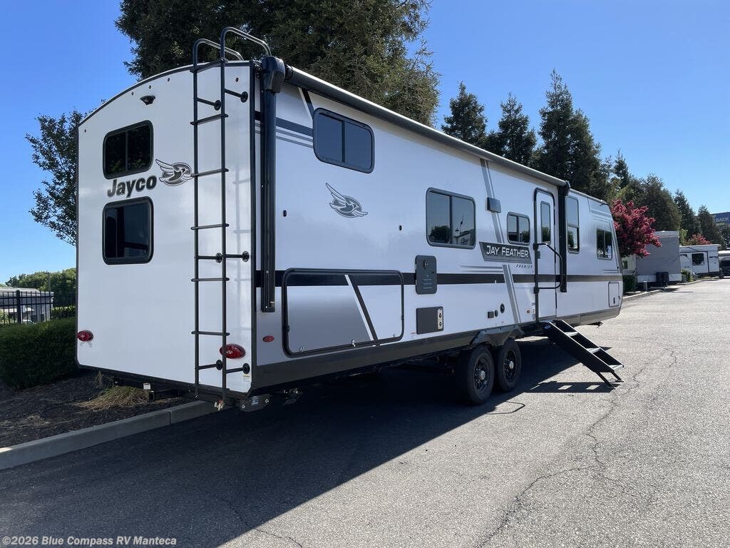 New 2027 Jayco Jay Feather 29QBH available in Manteca, California