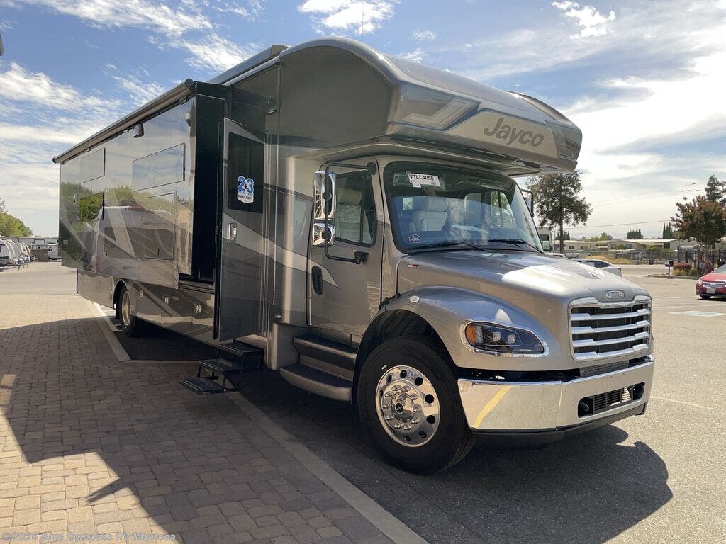 New 2027 Jayco Seneca Prestige 37L available in Manteca, California