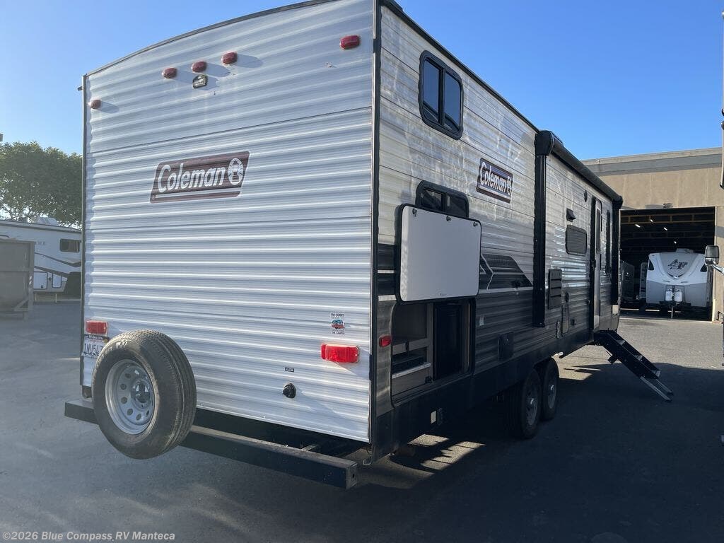 Used 2022 Coleman  Lantern Series 295QB available in Manteca, California