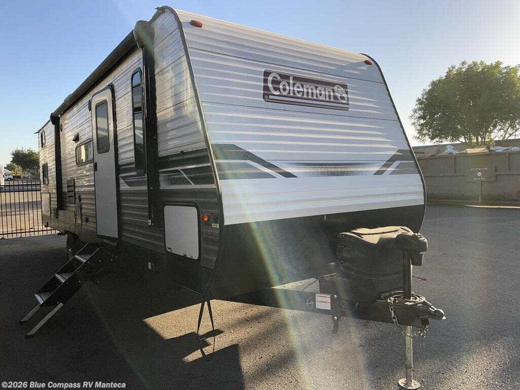 Used 2022 Coleman  Lantern Series 295QB available in Manteca, California