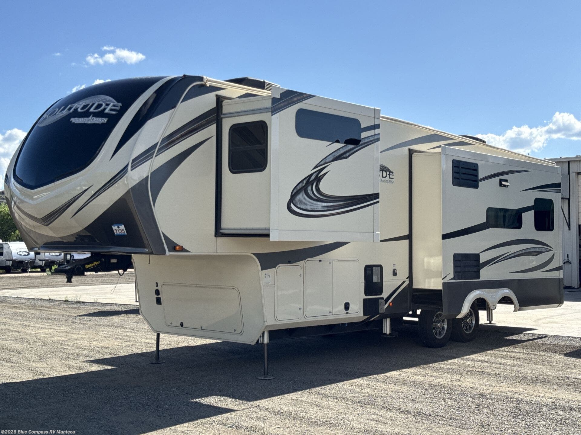 Used 2020 Grand Design Solitude 310GK available in Manteca, California