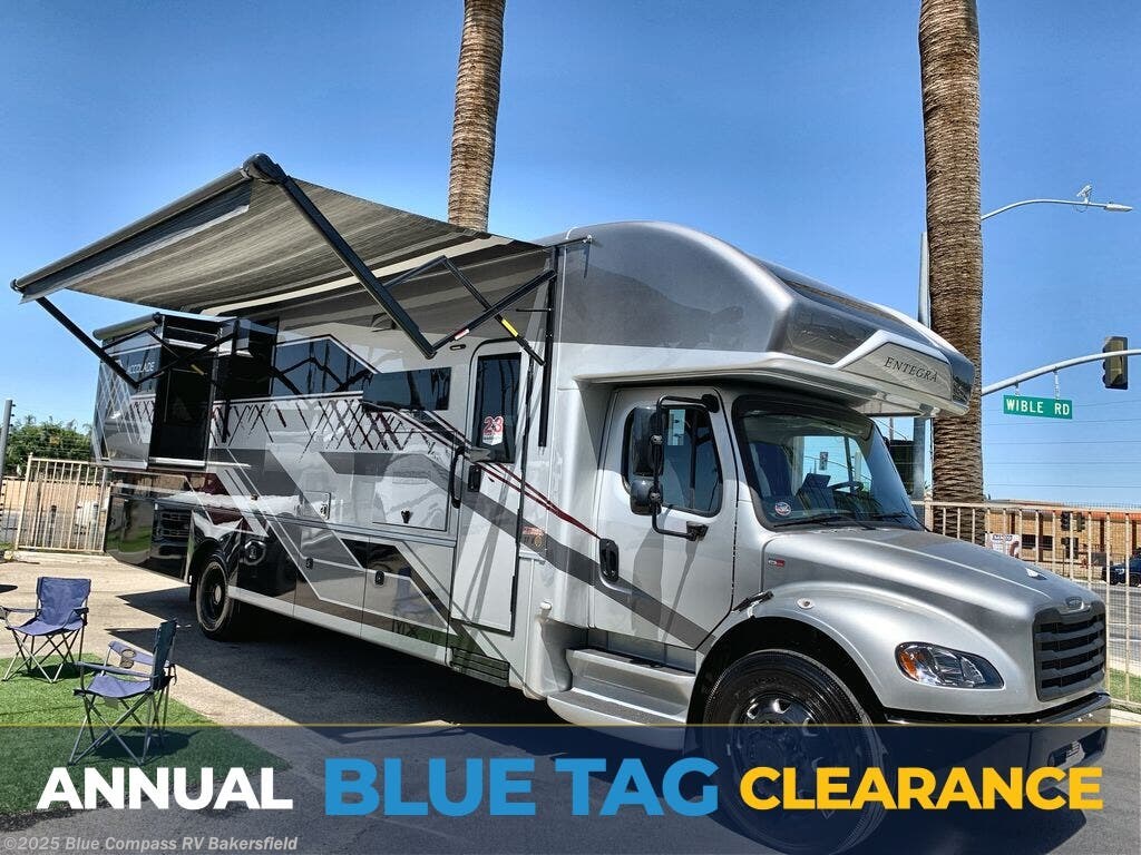 New 2026 Entegra Coach Accolade 37K available in Bakersfield, California