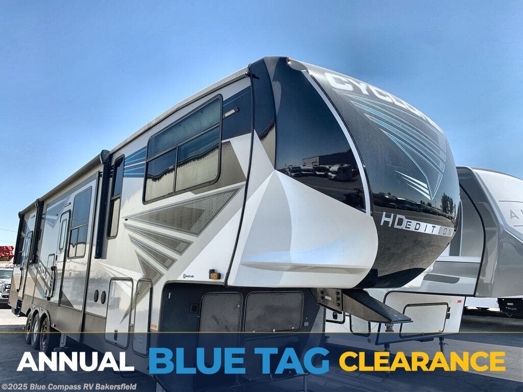 Used 2022 Heartland Cyclone 4006 available in Bakersfield, California