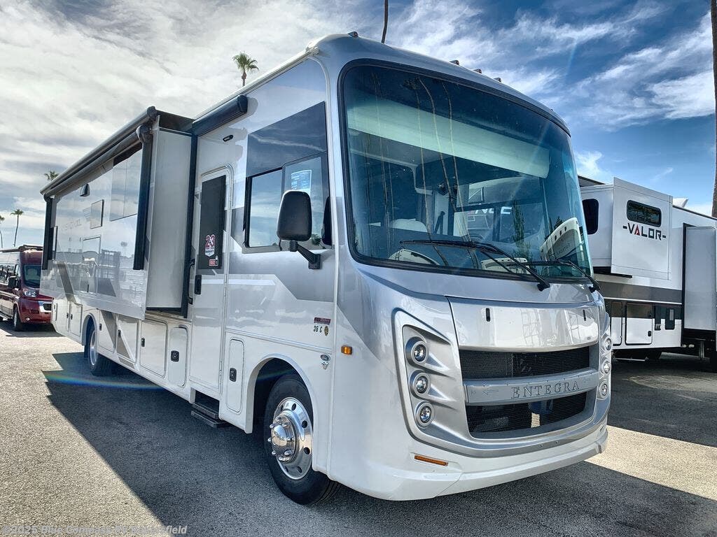 New 2026 Entegra Coach Vision XL 36C available in Bakersfield, California
