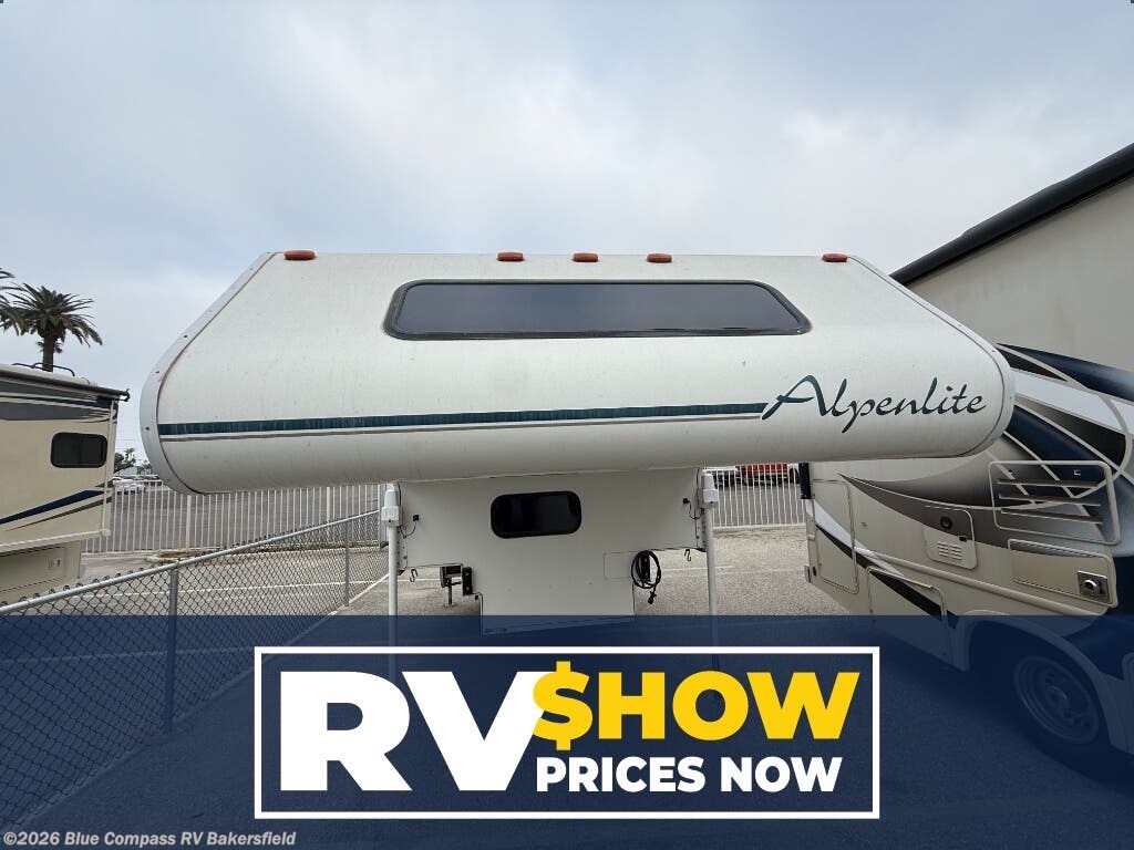 Used 2005 Western RV Alpenlite SARATOGA Saratoga 935 available in Bakersfield, California