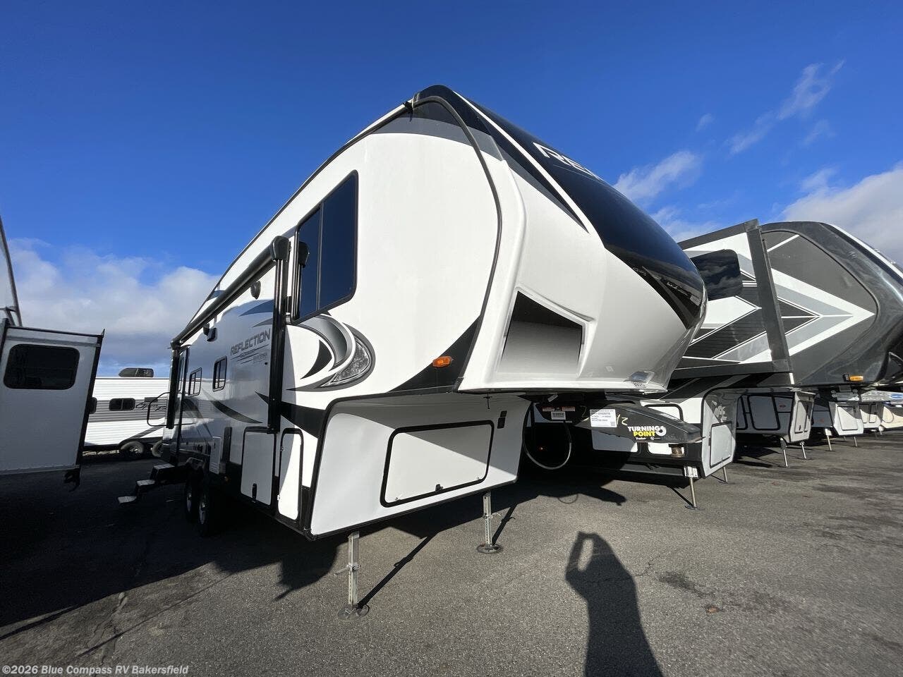 Used 2022 Grand Design Reflection 150 Series 260RD available in Bakersfield, California
