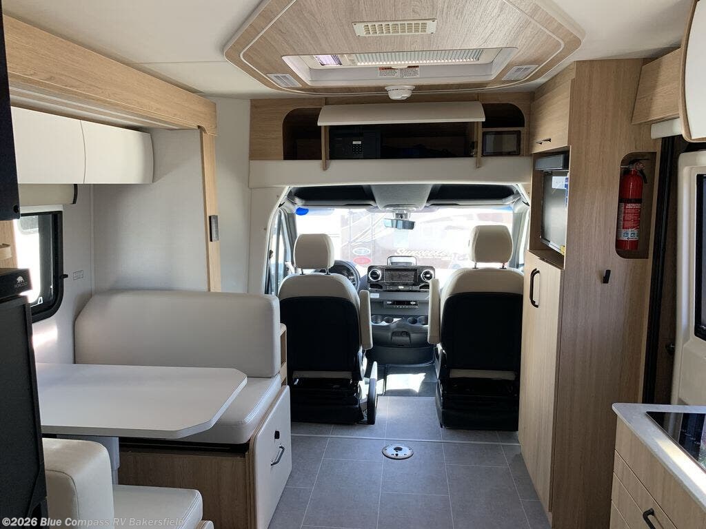 New 2026 Leisure Travel Unity U24CB available in Bakersfield, California