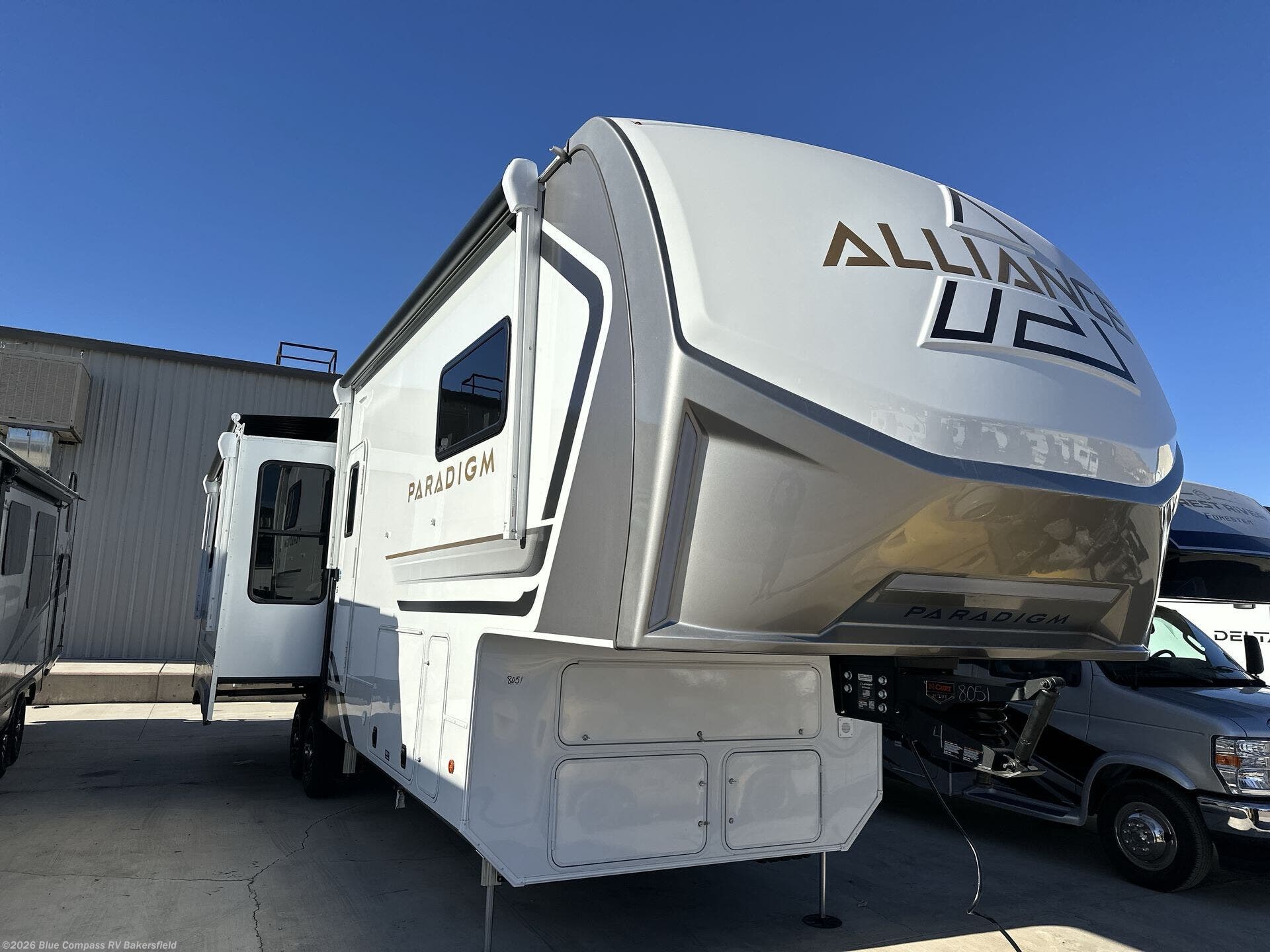 New 2026 Alliance RV Paradigm 310RL available in Bakersfield, California
