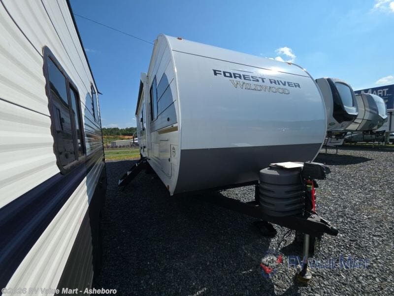 New 2025 Forest River Wildwood 26DBUD available in Franklinville, North Carolina