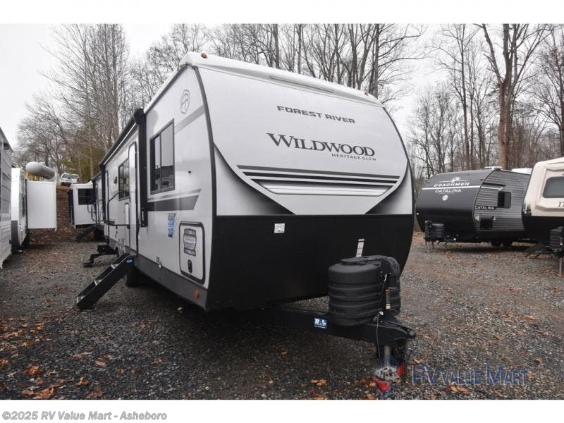 New 2026 Forest River Wildwood Heritage Glen Hyper-Lyte 25BHHL available in Franklinville, North Carolina