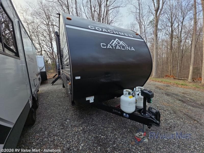New 2026 Coachmen Catalina Summit Series 8 281QBUNK available in Franklinville, North Carolina