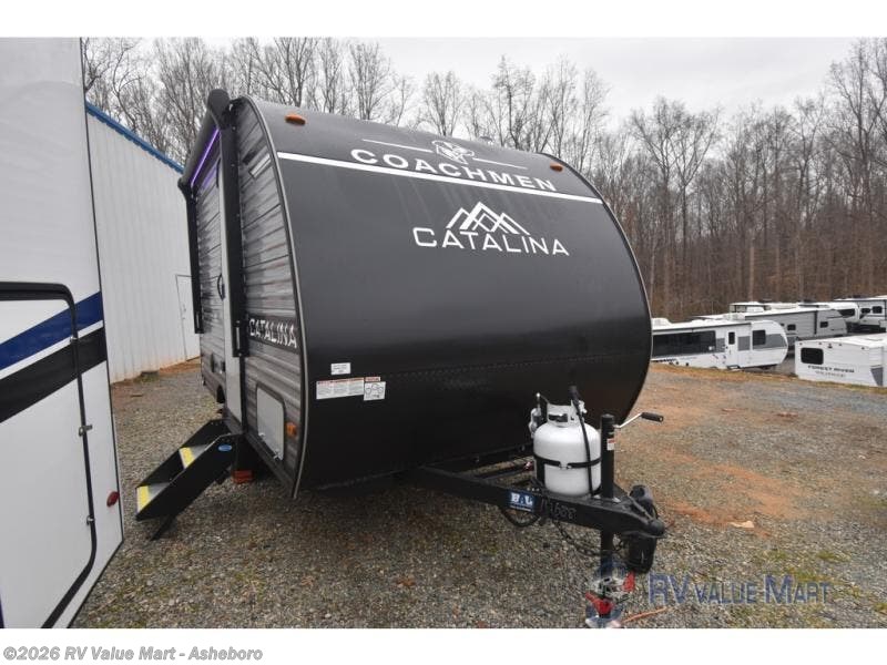 New 2026 Coachmen Catalina Summit Series 7 134RKX available in Franklinville, North Carolina