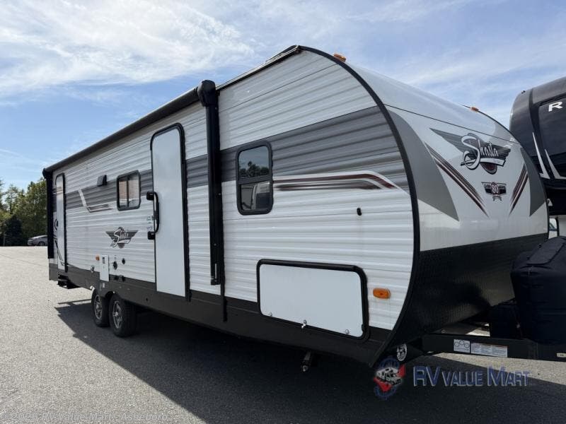 Used 2022 Shasta Shasta 26DB available in Franklinville, North Carolina