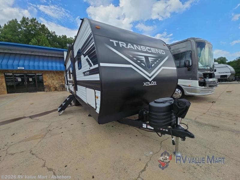 Used 2025 Grand Design Transcend Xplor 26BHX available in Franklinville, North Carolina