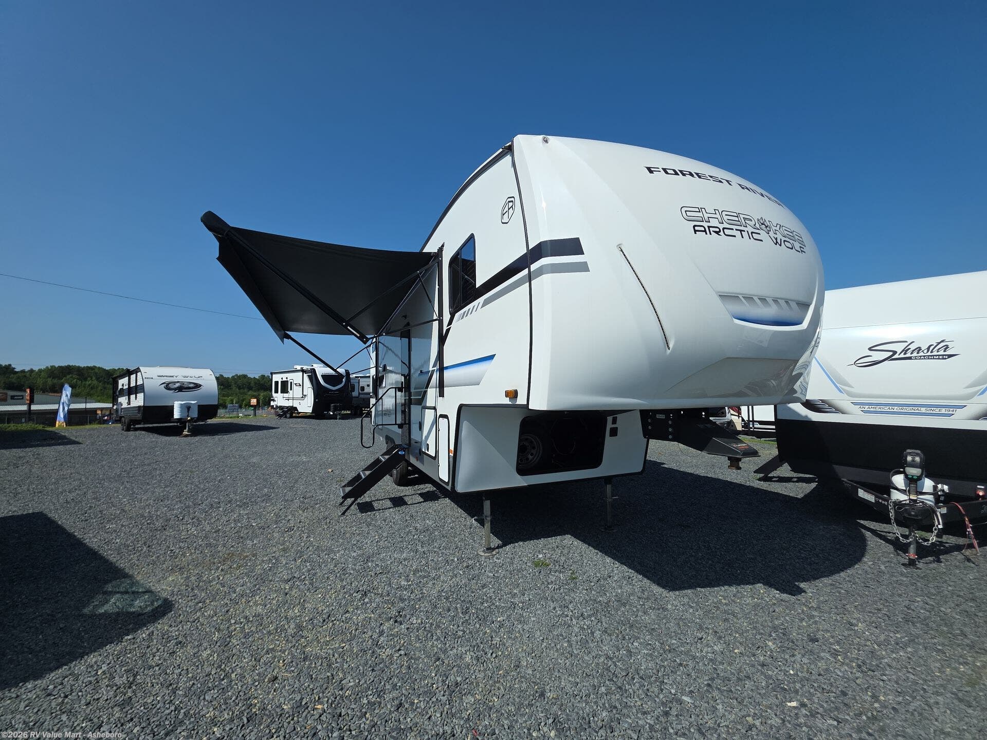 Used 2025 Forest River Cherokee Arctic Wolf 287BH available in Franklinville, North Carolina