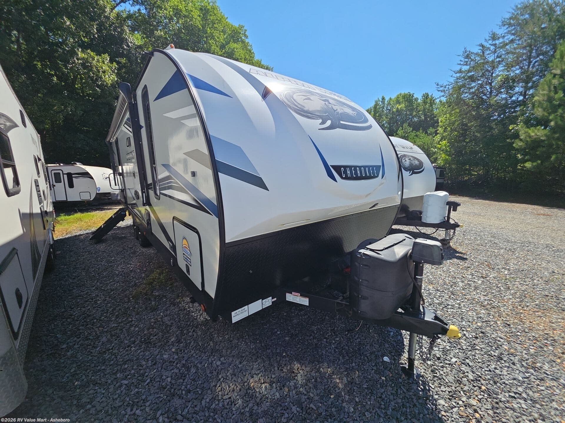 Used 2022 Forest River Cherokee Alpha Wolf 26RBL available in Franklinville, North Carolina