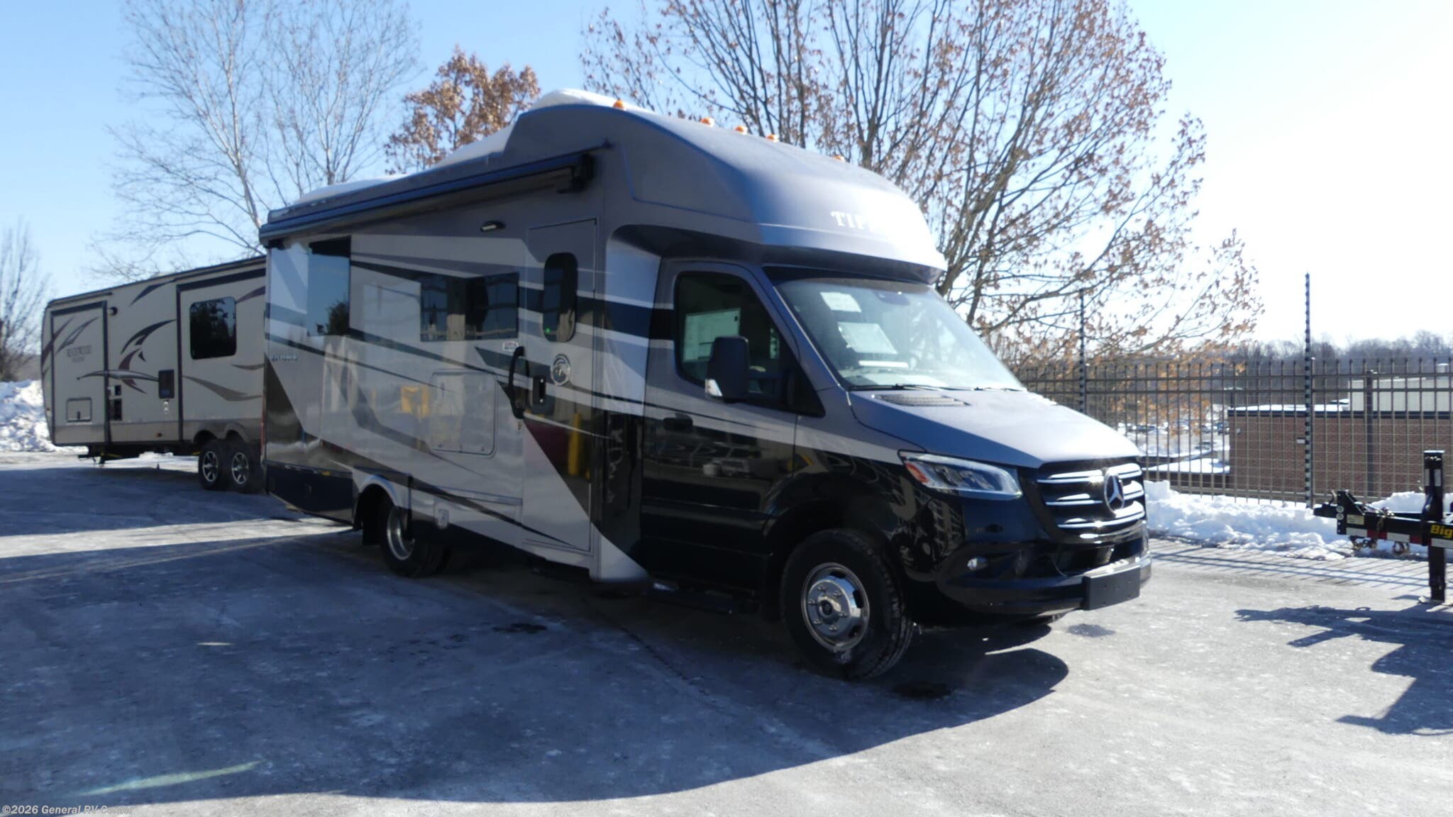 New 2026 Tiffin Wayfarer 25XPW available in West Chester, Pennsylvania