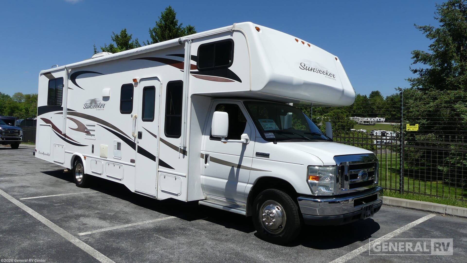 Used 2013 Forest River Sunseeker 3100SS available in West Chester, Pennsylvania