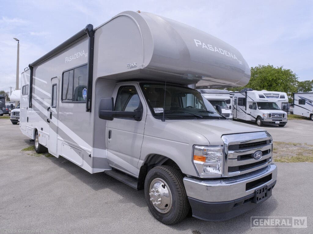 New 2025 Thor Motor Coach Pasadena SE31 available in Fort Pierce, Florida