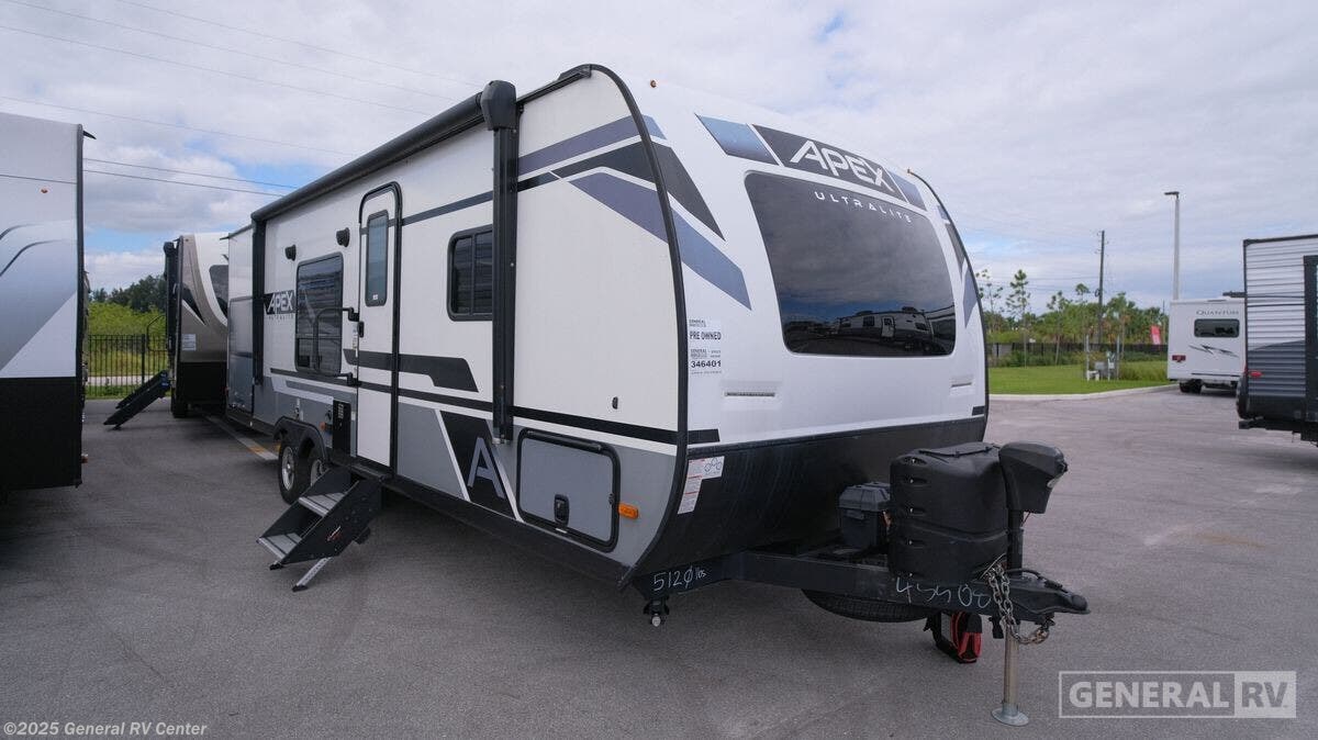 Used 2023 Coachmen Apex 251RBK available in Fort Pierce, Florida