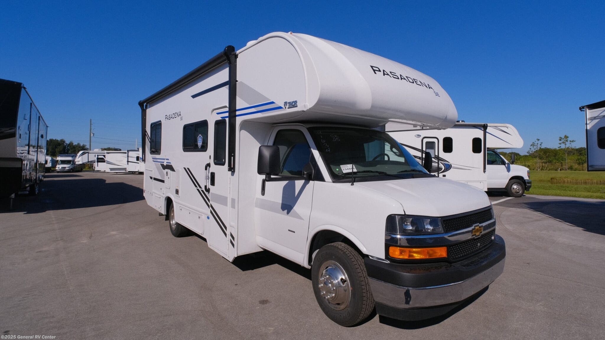 New 2026 Thor Motor Coach Pasadena SZ25 available in Fort Pierce, Florida