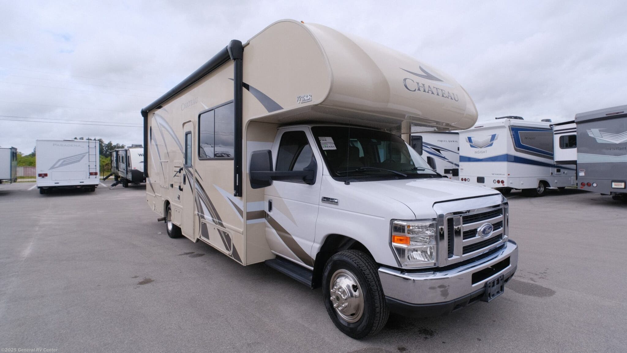 Used 2020 Thor Motor Coach Chateau 27R available in Fort Pierce, Florida