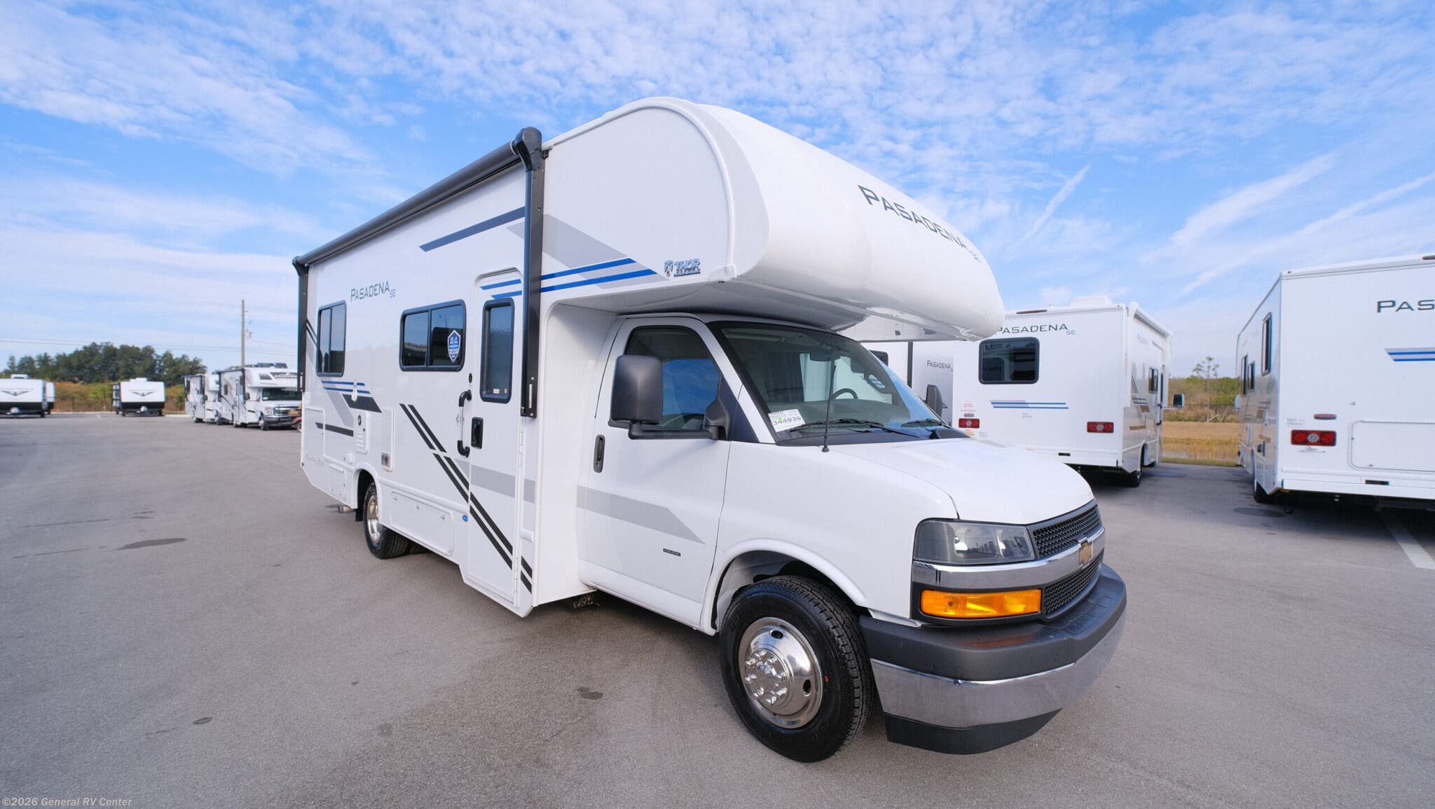New 2026 Thor Motor Coach Pasadena SE SZ25 Chevy available in Fort Pierce, Florida