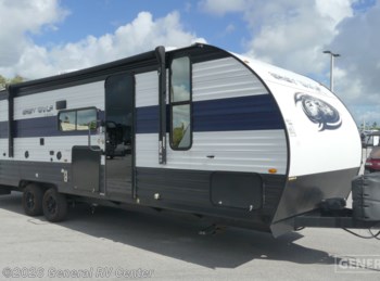 Used 2023 Forest River Cherokee Grey Wolf 26DBH available in Fort Pierce, Florida