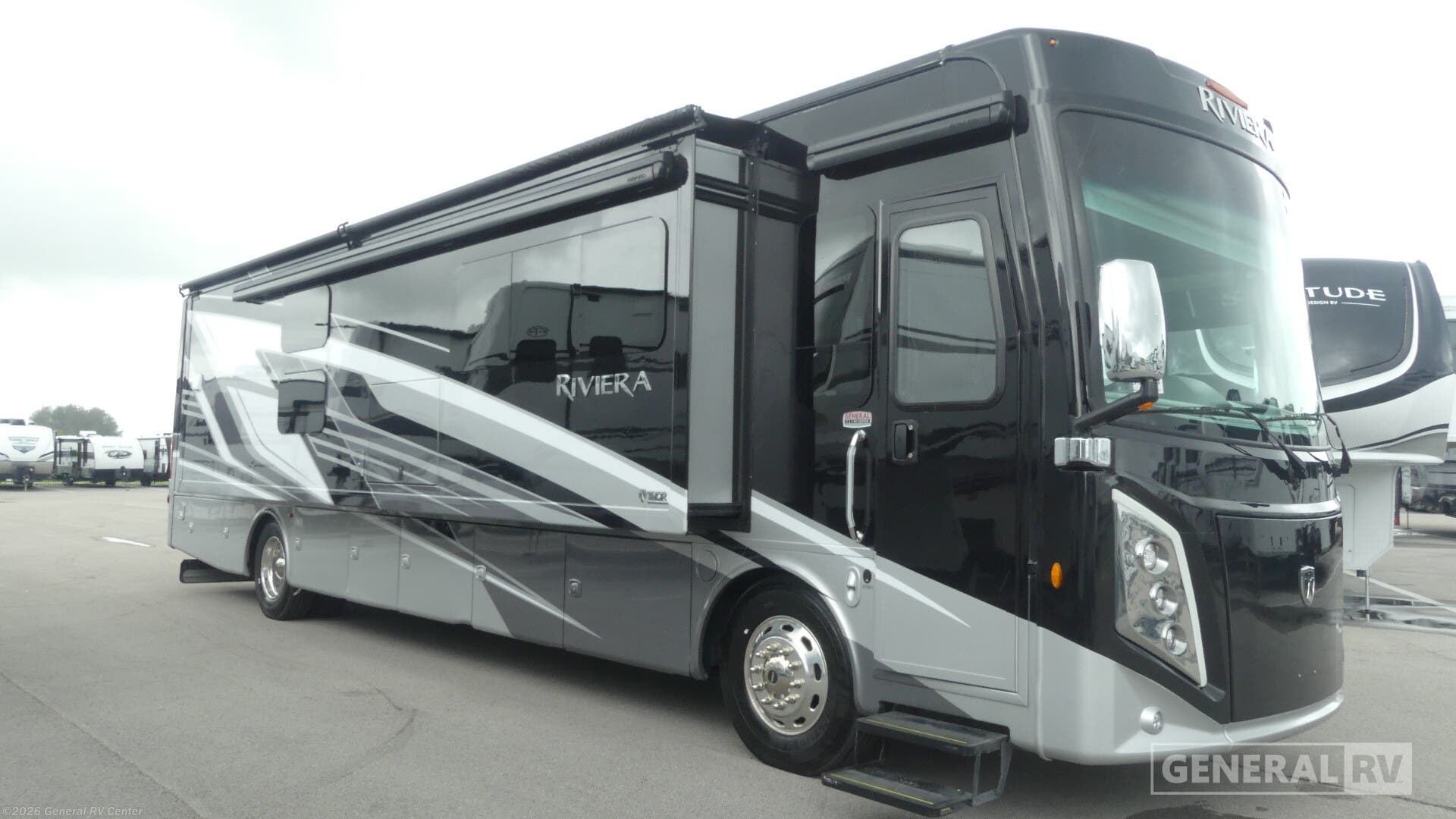 Used 2025 Thor Motor Coach Riviera 39BH available in Fort Pierce, Florida
